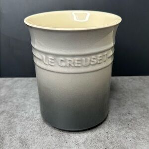 Le Creuset 6” Stoneware Utensil Crock – Ombre Dark Grey “Oyster”